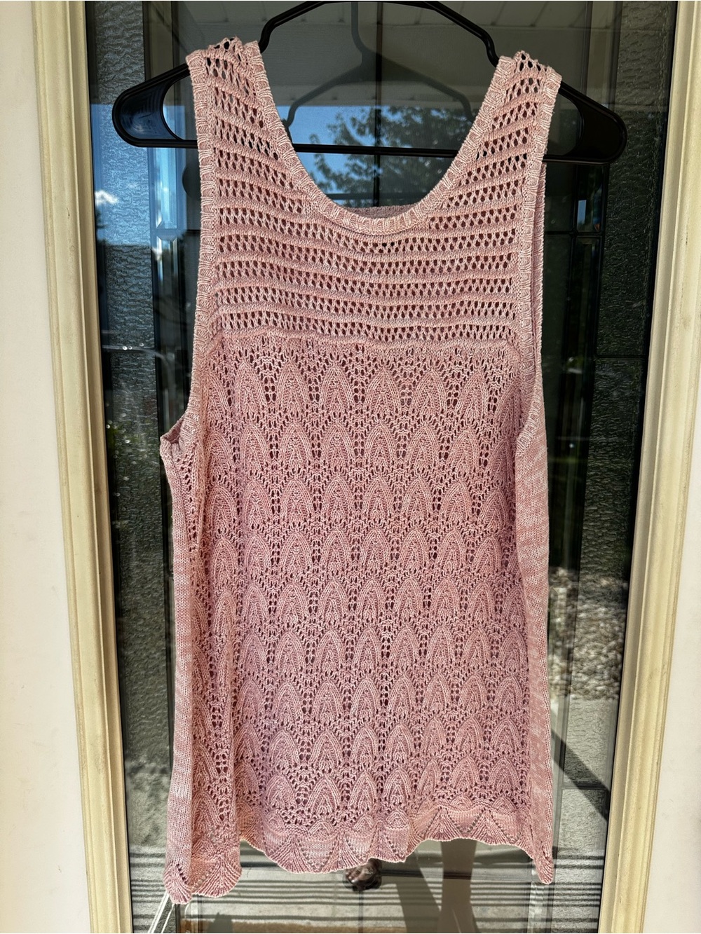 American Eagle Women’s Pink Crochet light sweater Tank